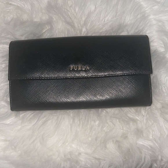 Furla Classic Flap Continental Leather Wallet EUC - Picture 5 of 15
